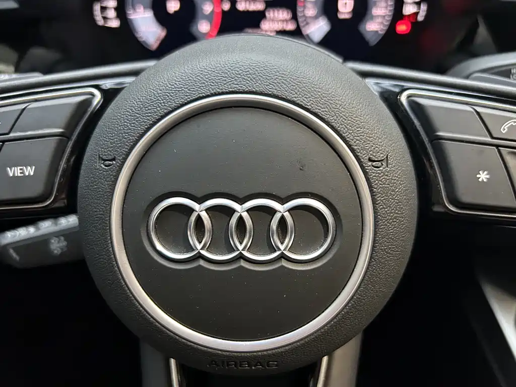 Audi A3 — фото 23