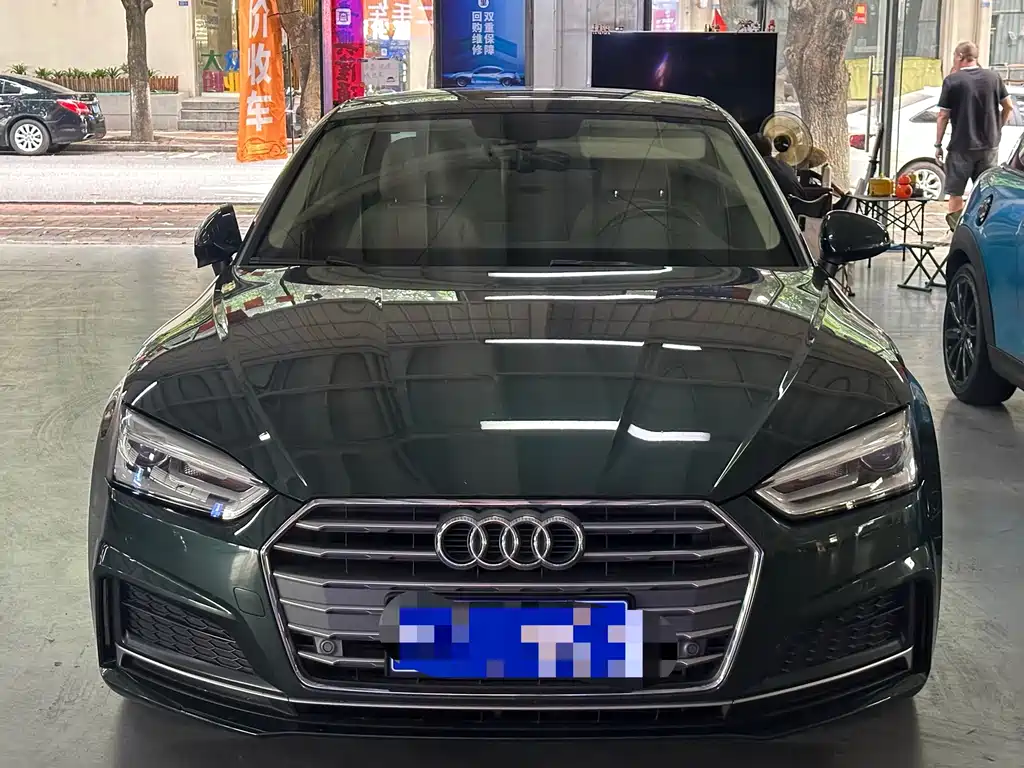 Audi A5 (Import) — фото 2
