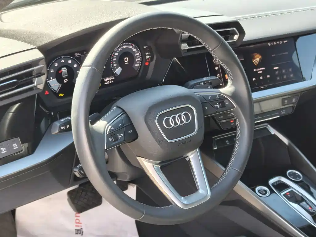 Audi A3 — фото 8