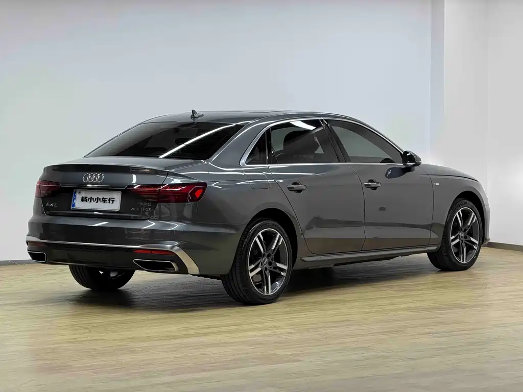 Audi A4L — фото 29