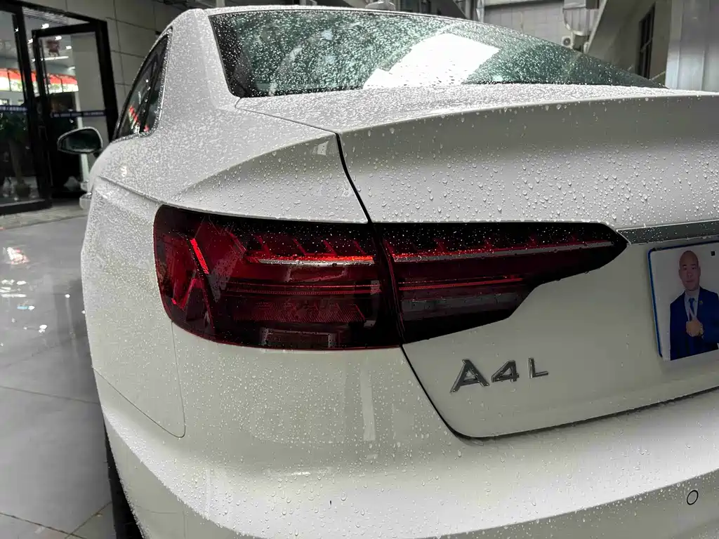 Audi A4L — фото 4