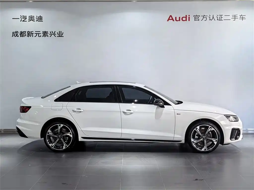 Audi A4L — фото 3