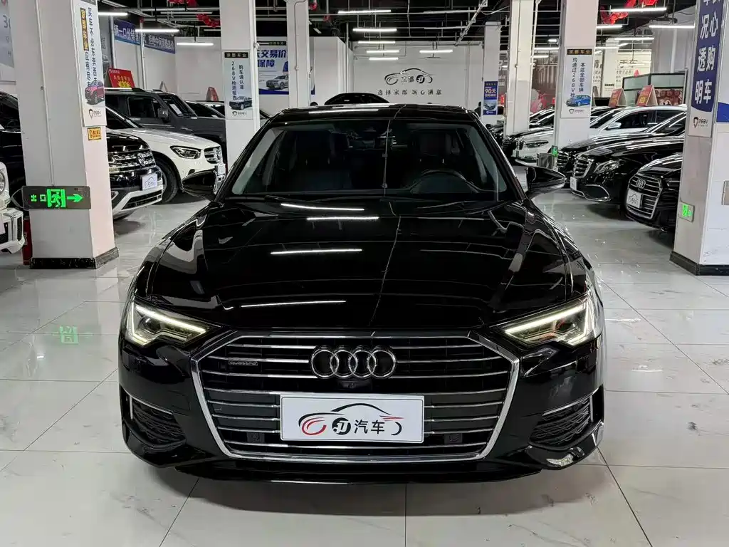 Audi A6L — фото 2