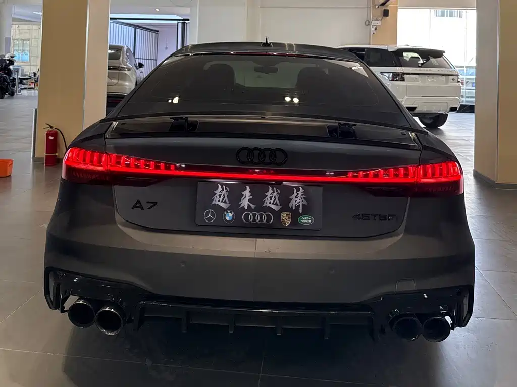 Audi A7 — фото 9