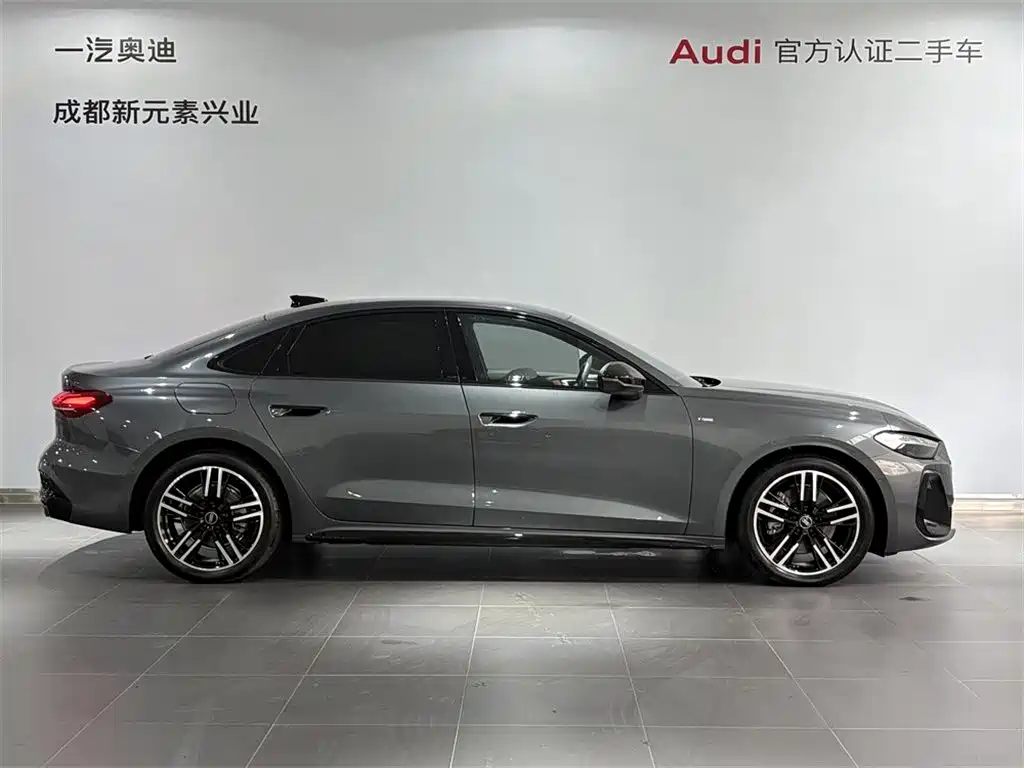 Audi A5L — фото 3