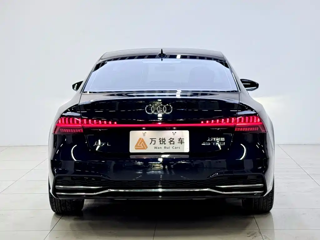 Audi A7L — фото 4