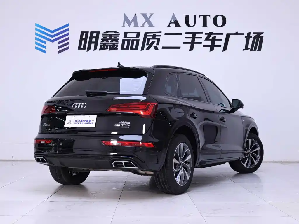 Audi Q5L — фото 7