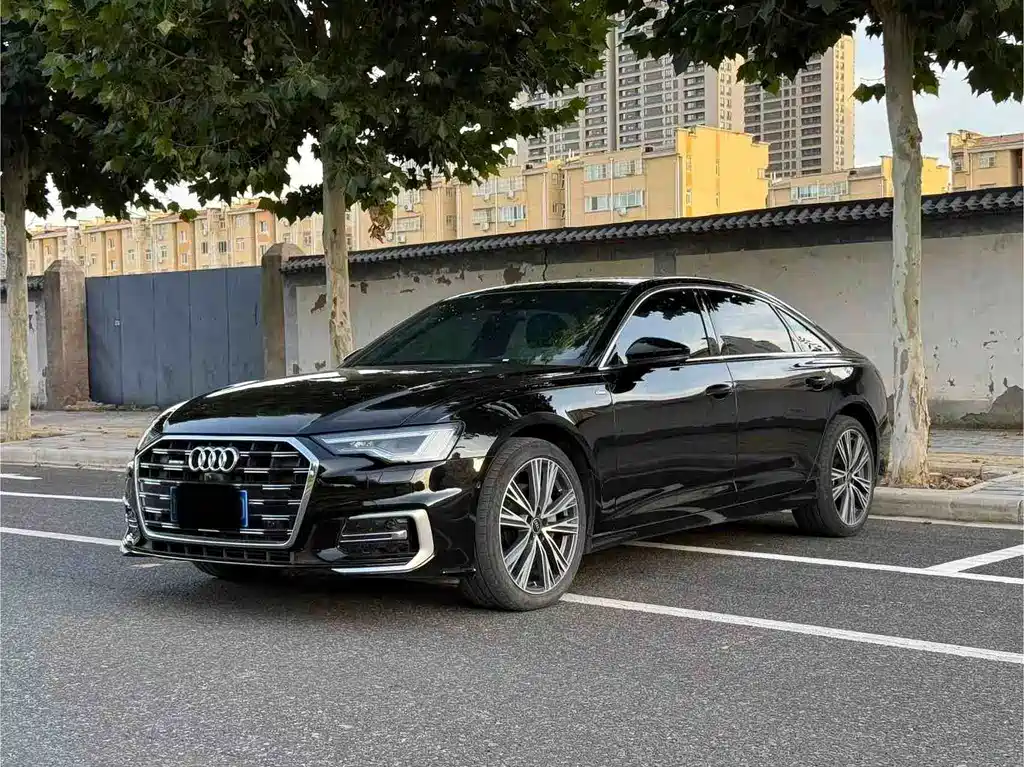 Audi A6L — фото 9
