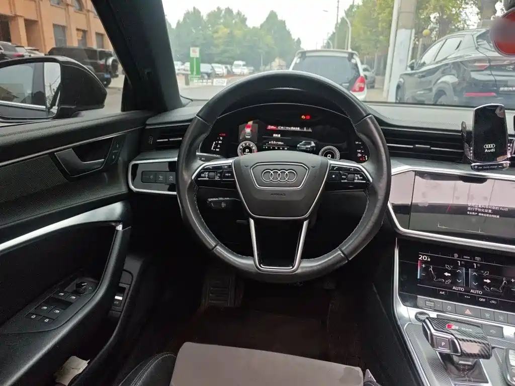 Audi A6L — фото 3