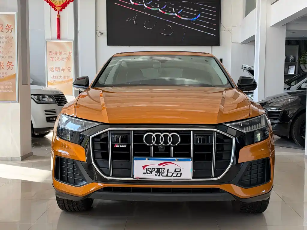 Audi Q8 — фото 2