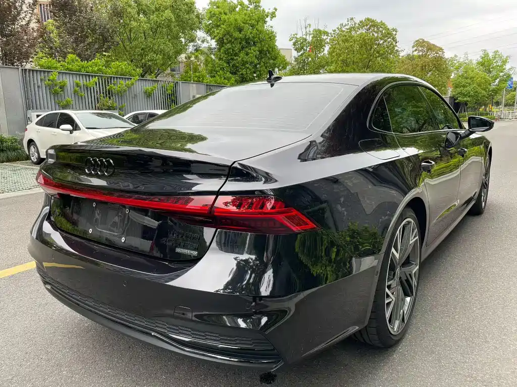 Audi A7L — фото 4