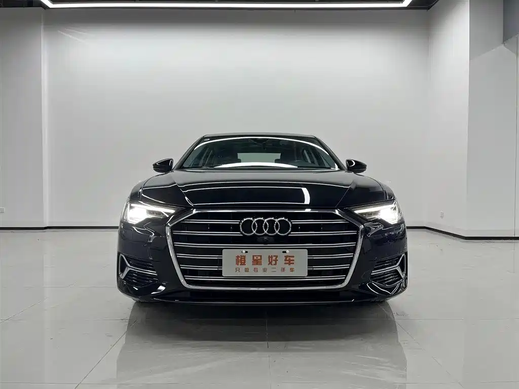 Audi A6L — фото 2