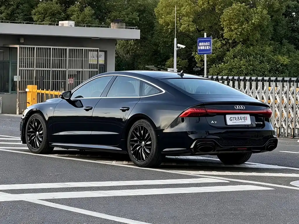 Audi A7 — фото 6