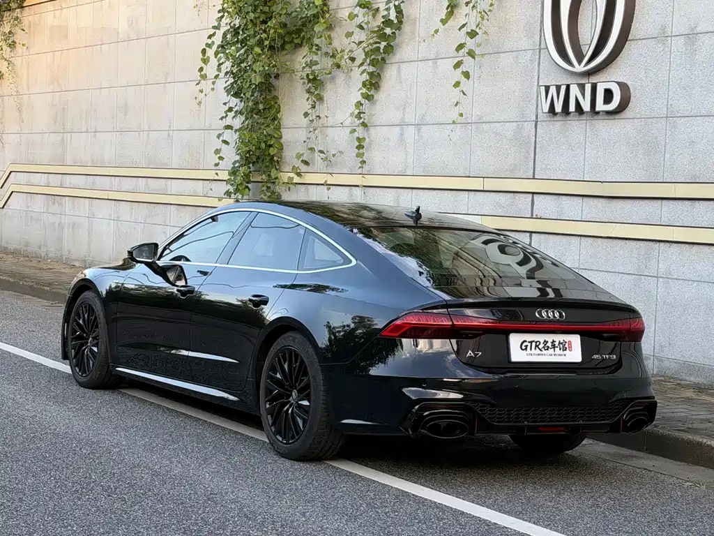 Audi A7 — фото 8