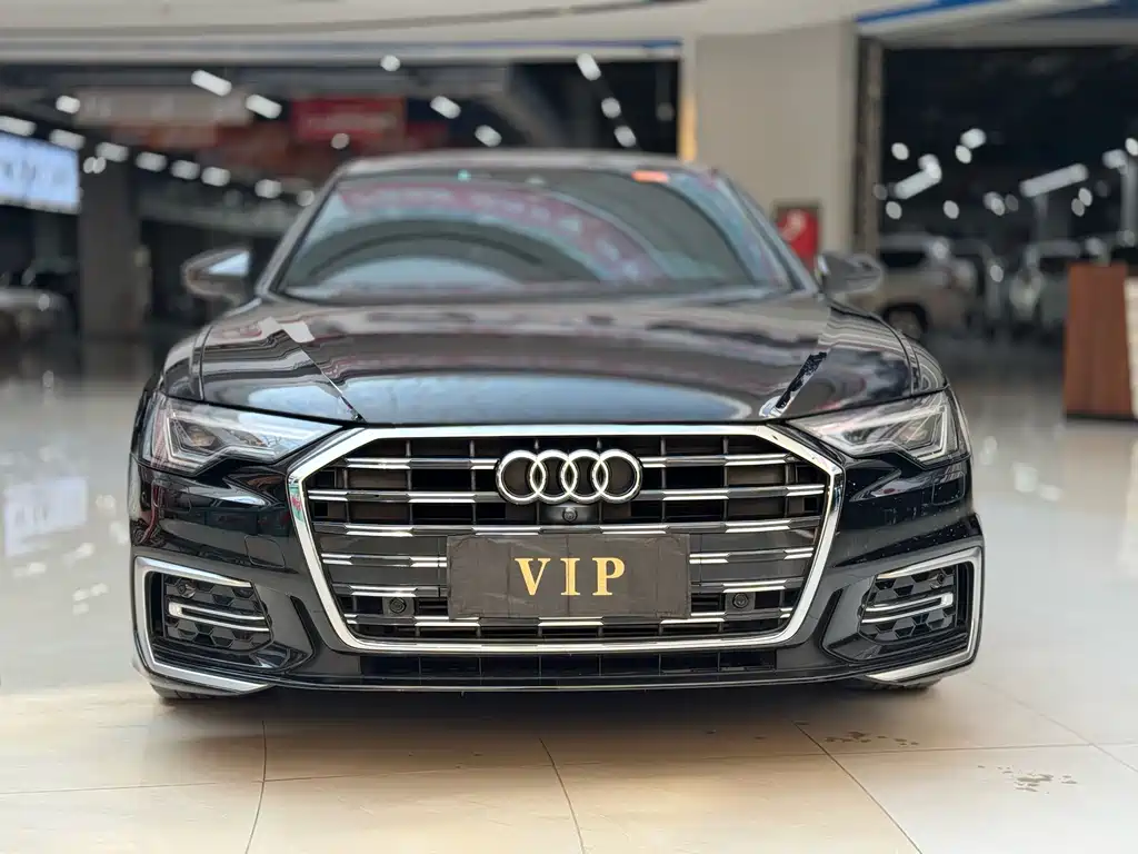 Audi A6L — фото 2