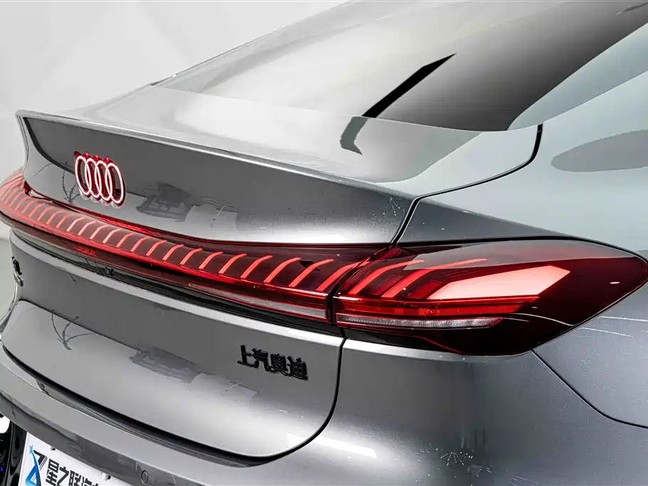 Audi A5L Sportback — фото 8
