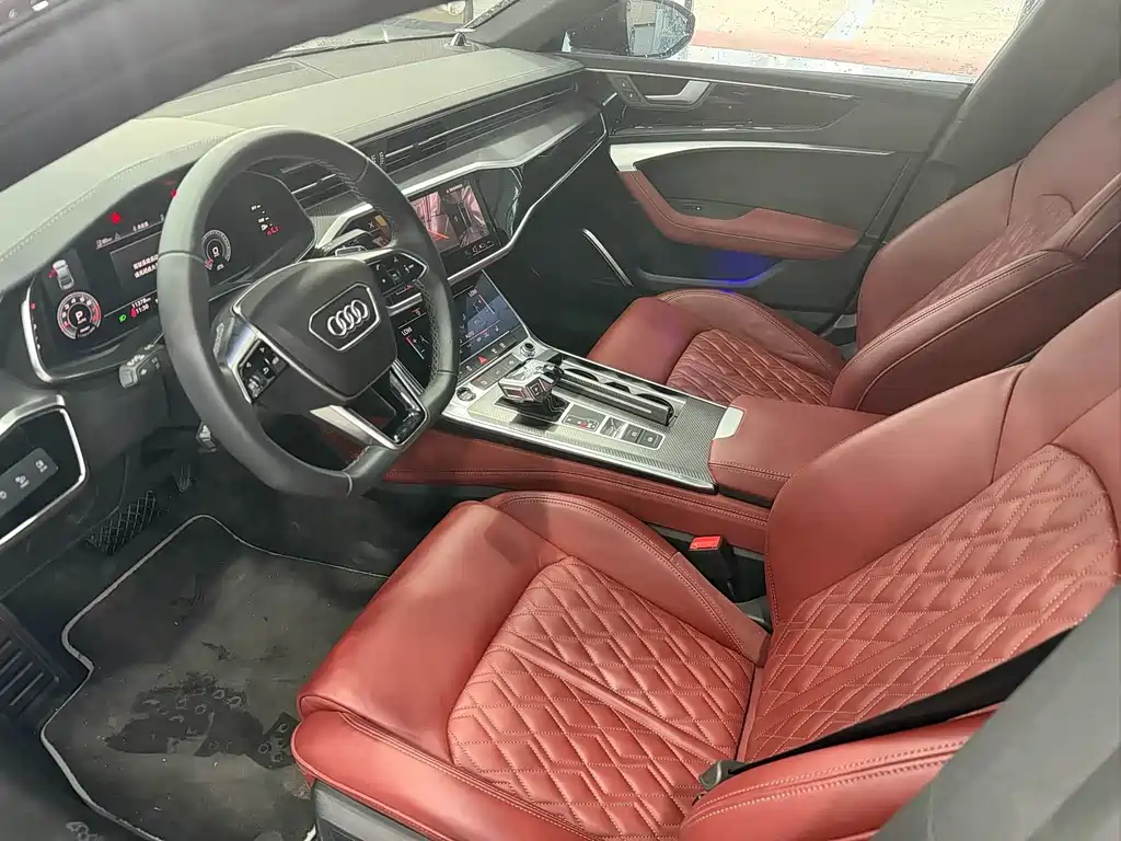 Audi A7L — фото 10
