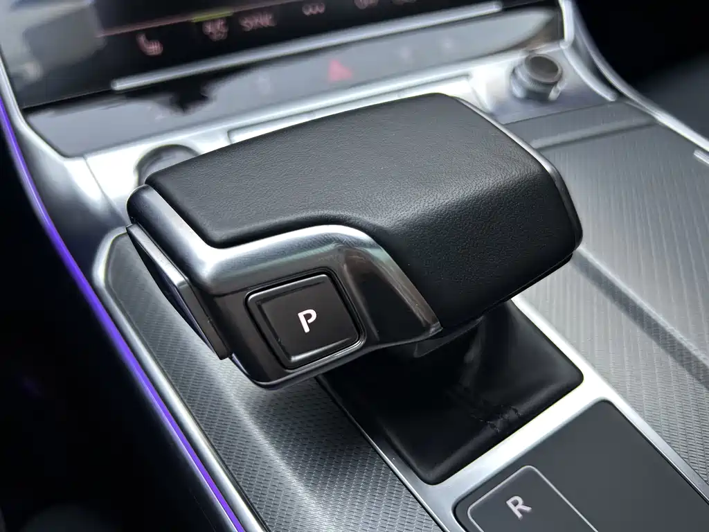 Audi A7 — фото 29