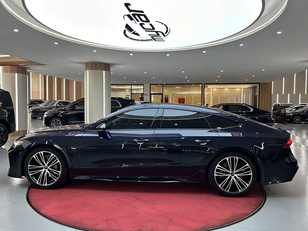 Audi A7 — фото 8