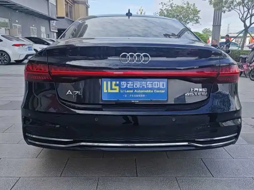 Audi A7L — фото 3