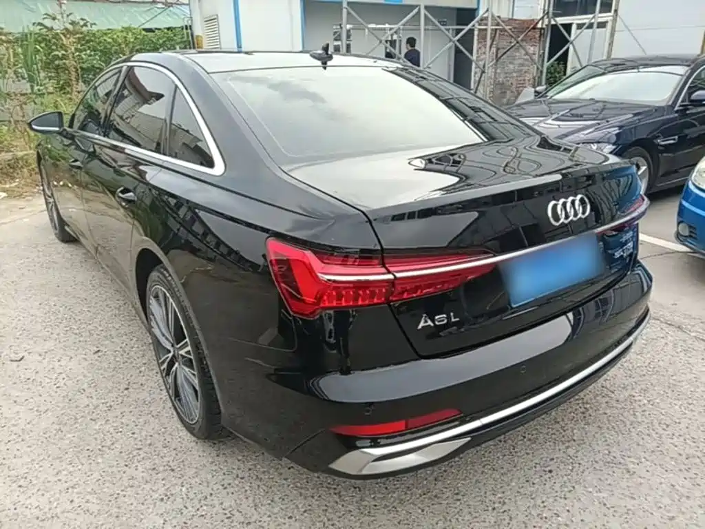 Audi A6L — фото 5