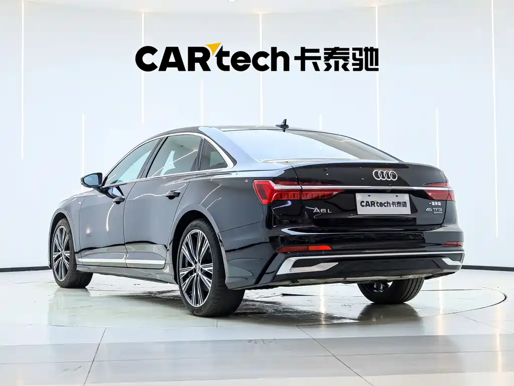 Audi A6L — фото 5