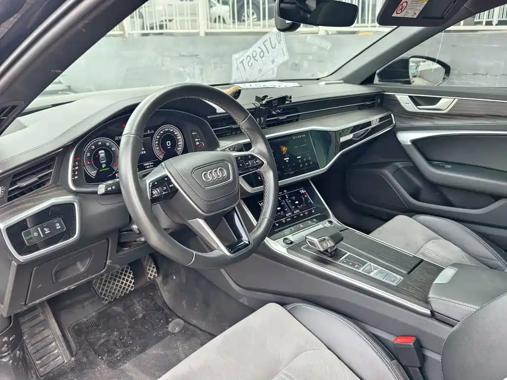 Audi A6L — фото 4