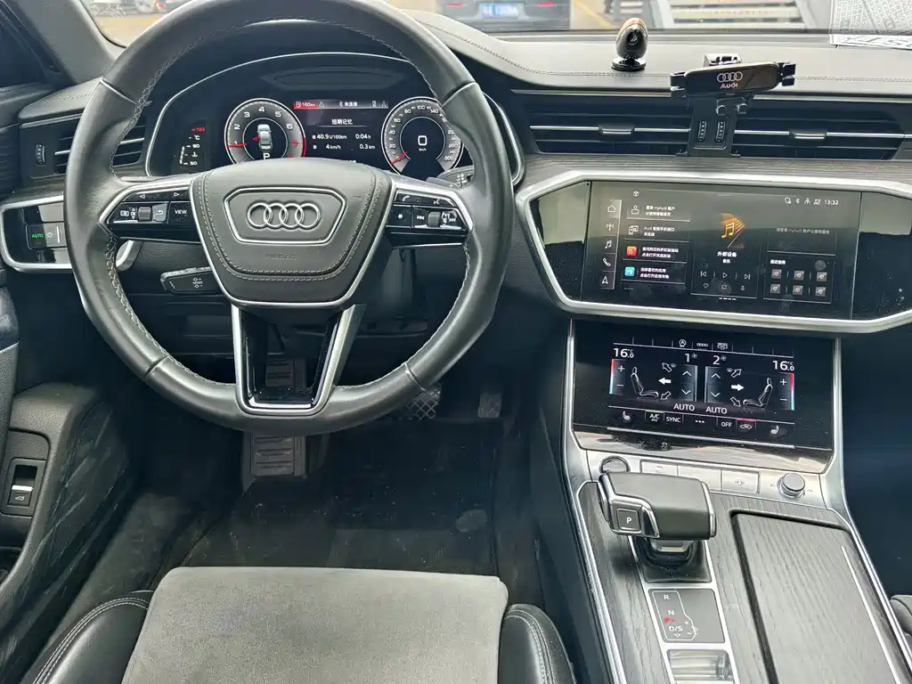 Audi A6L — фото 6