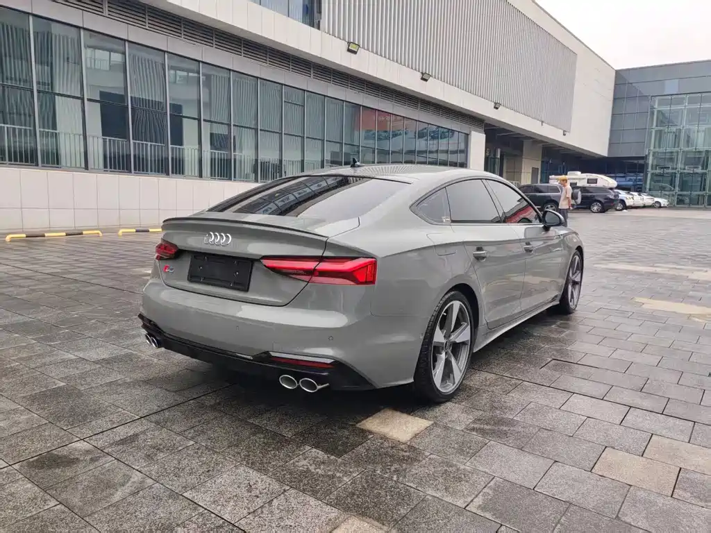 Audi S5 — фото 4