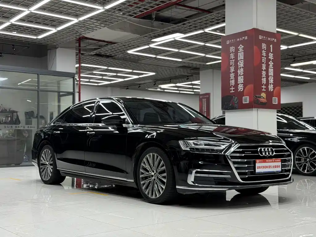 Audi A8 — фото 3