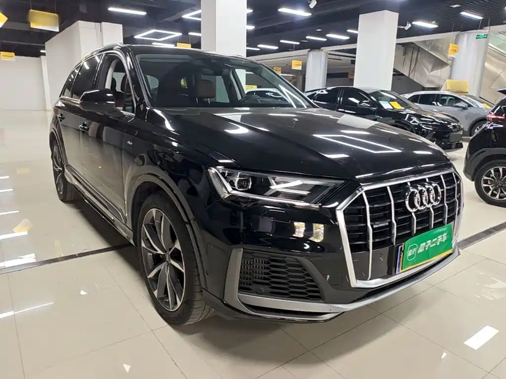 Audi Q7 — фото 4