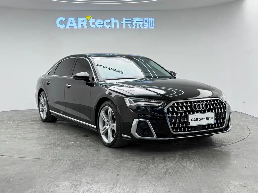 Audi A8 — фото 3