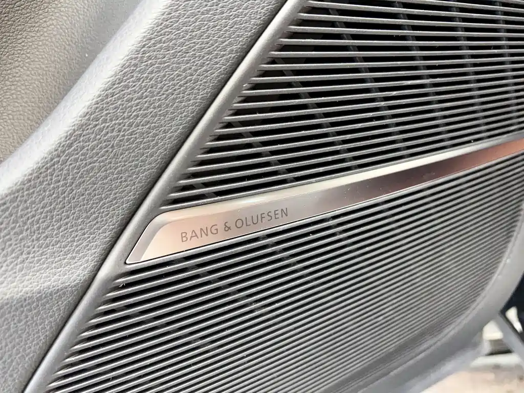 Audi Q7 — фото 28