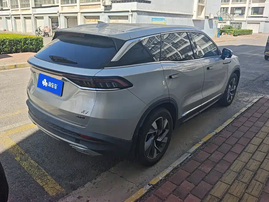 BAIC X7 — фото 3