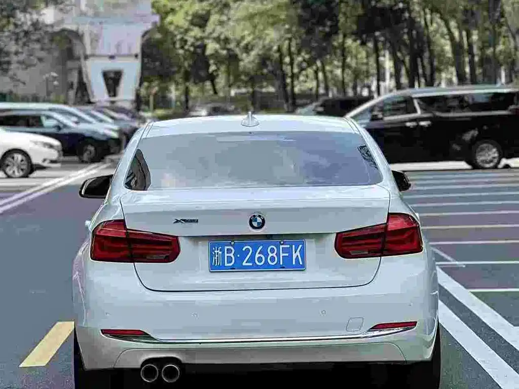 BMW 3 Series — фото 4