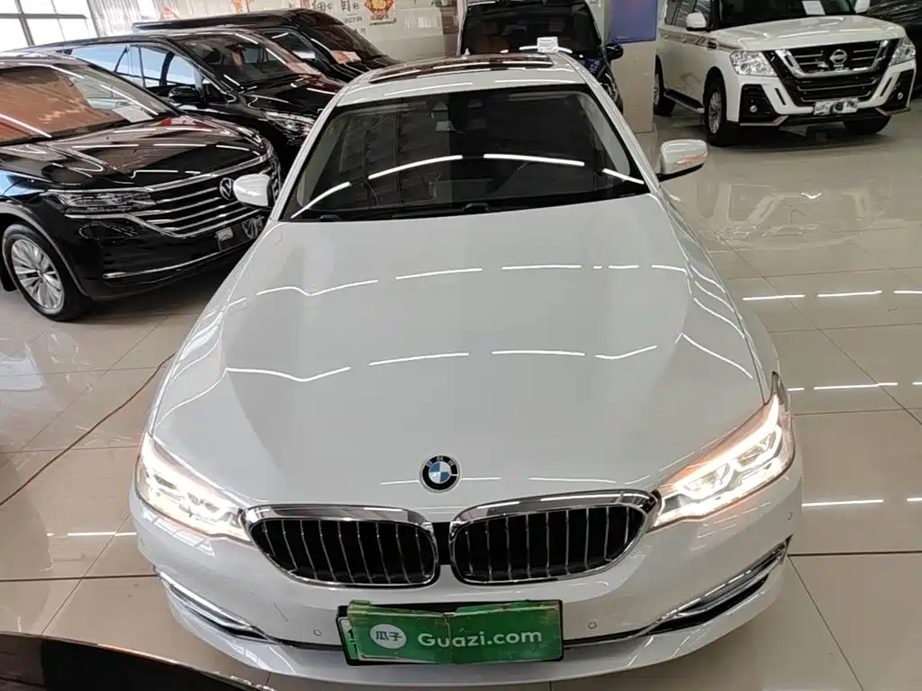 BMW 5 Series New Energy — фото 3