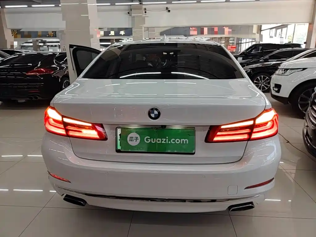 BMW 5 Series New Energy — фото 6