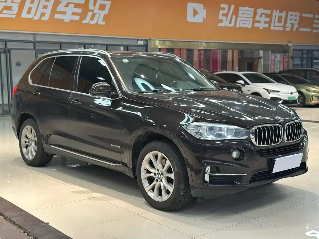 BMW X5 (Import) — фото 3
