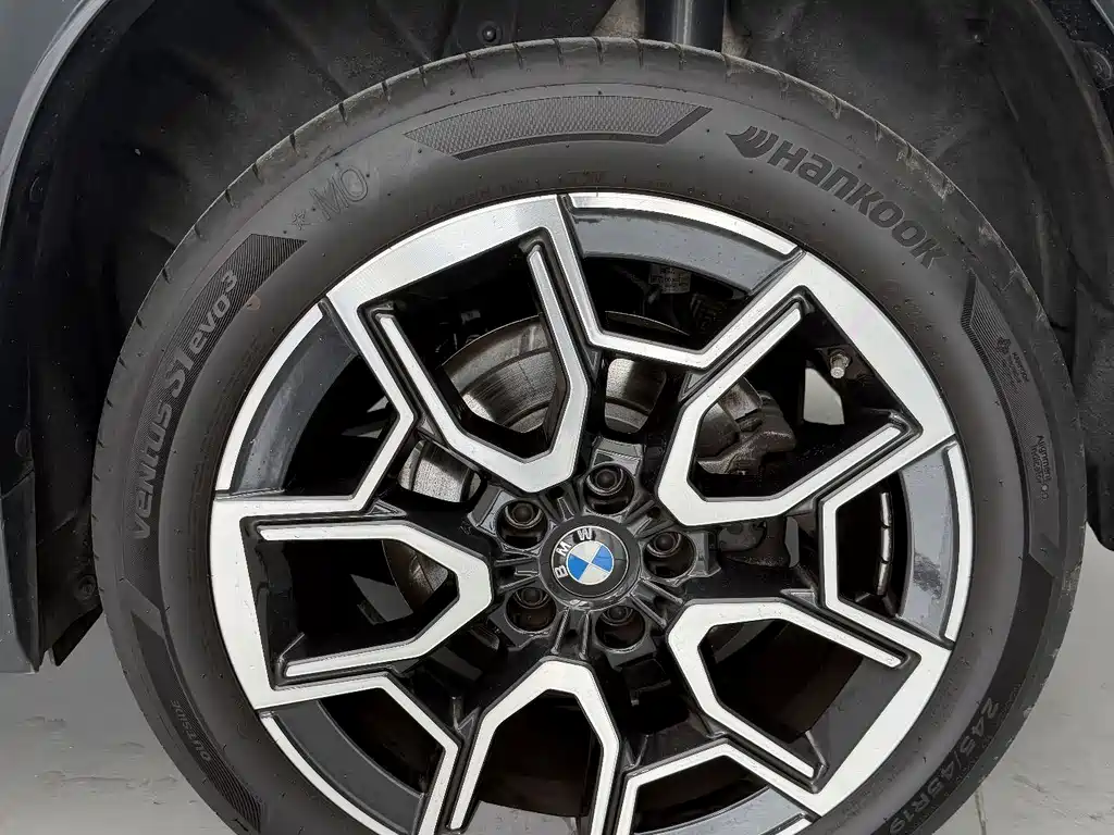 BMW X1 — фото 13