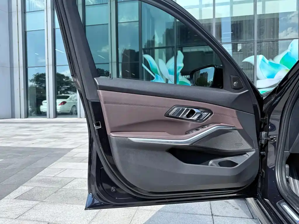 BMW 3 Series — фото 11