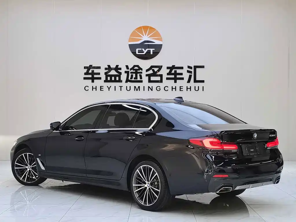 BMW 5 Series — фото 2