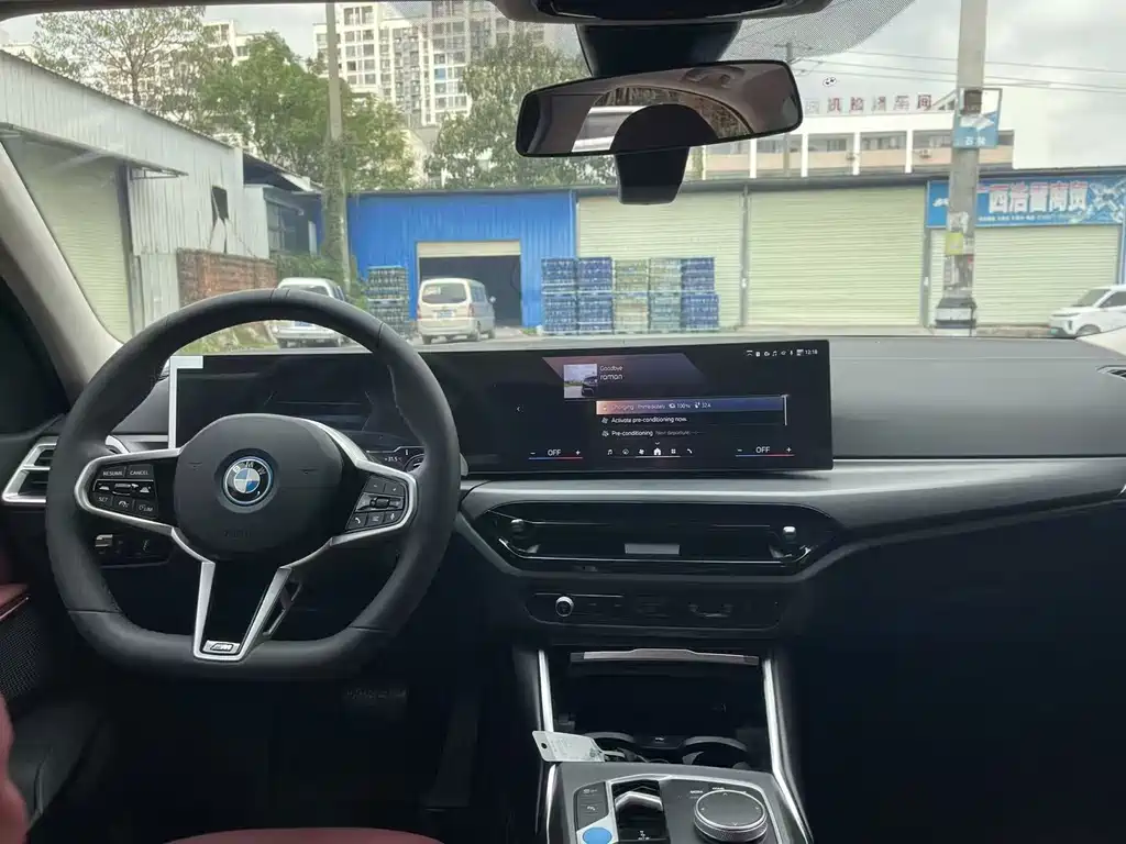 BMW i3 — фото 5