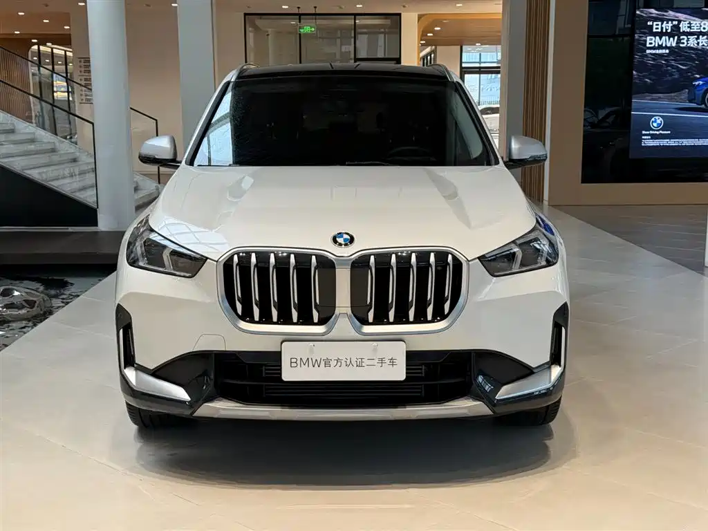 BMW X1 — фото 13