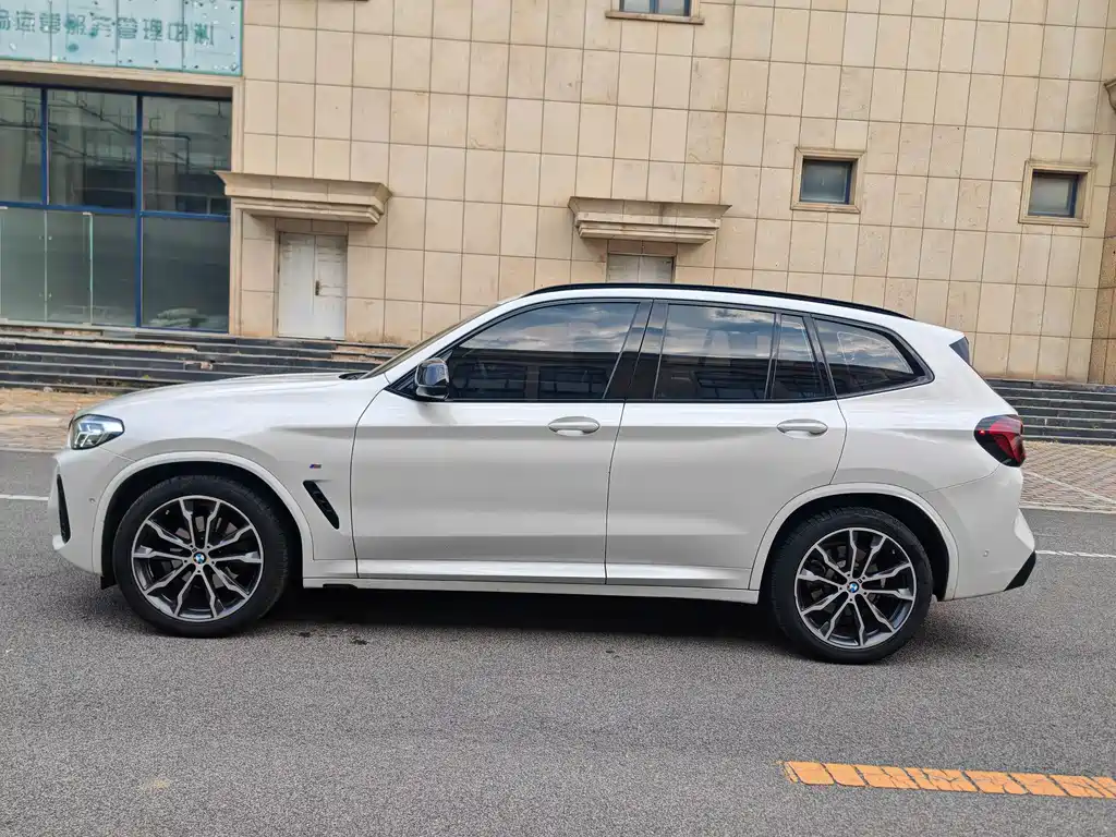 BMW X3 — фото 13