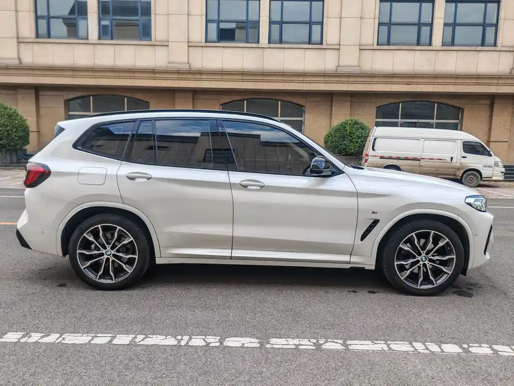 BMW X3 — фото 14