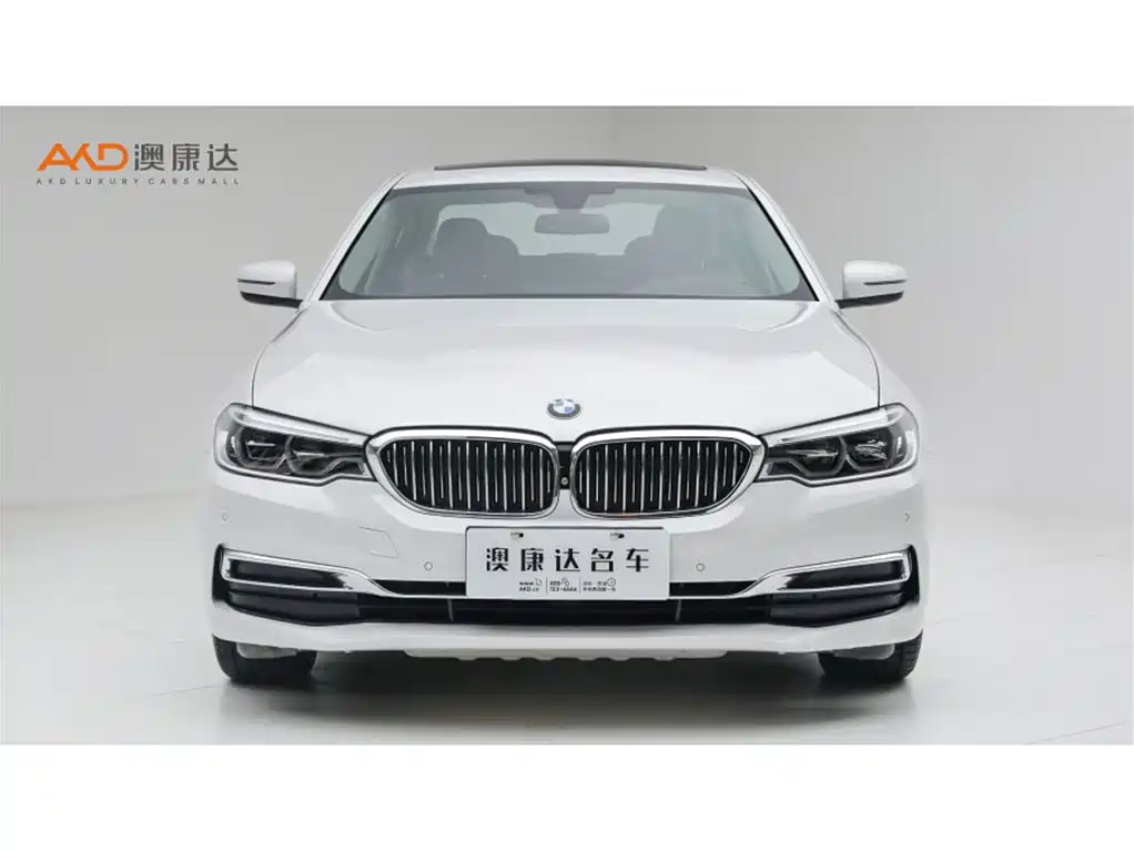 BMW 5 Series — фото 2