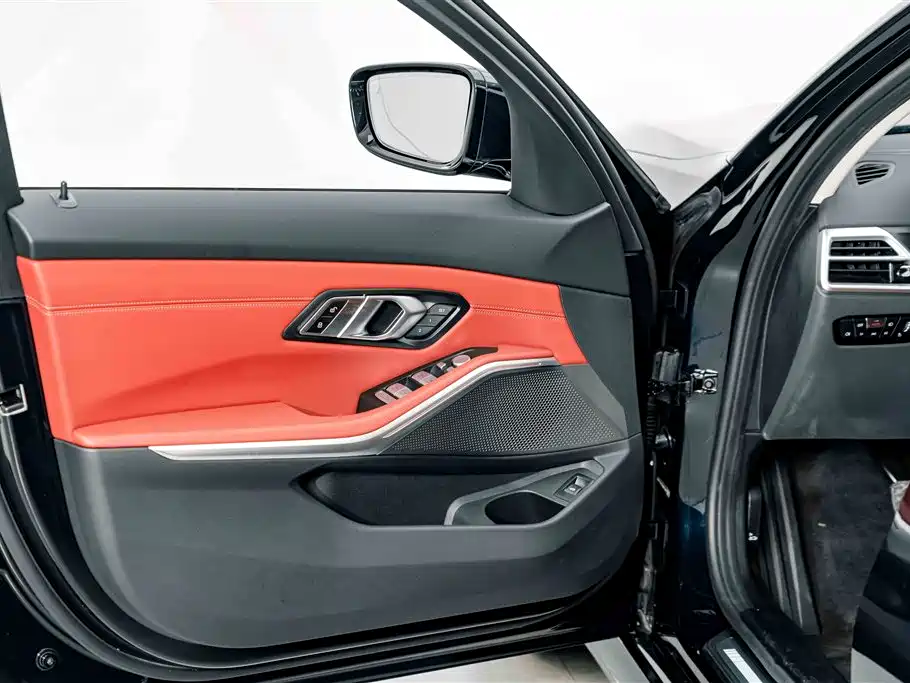 BMW 3 Series — фото 15