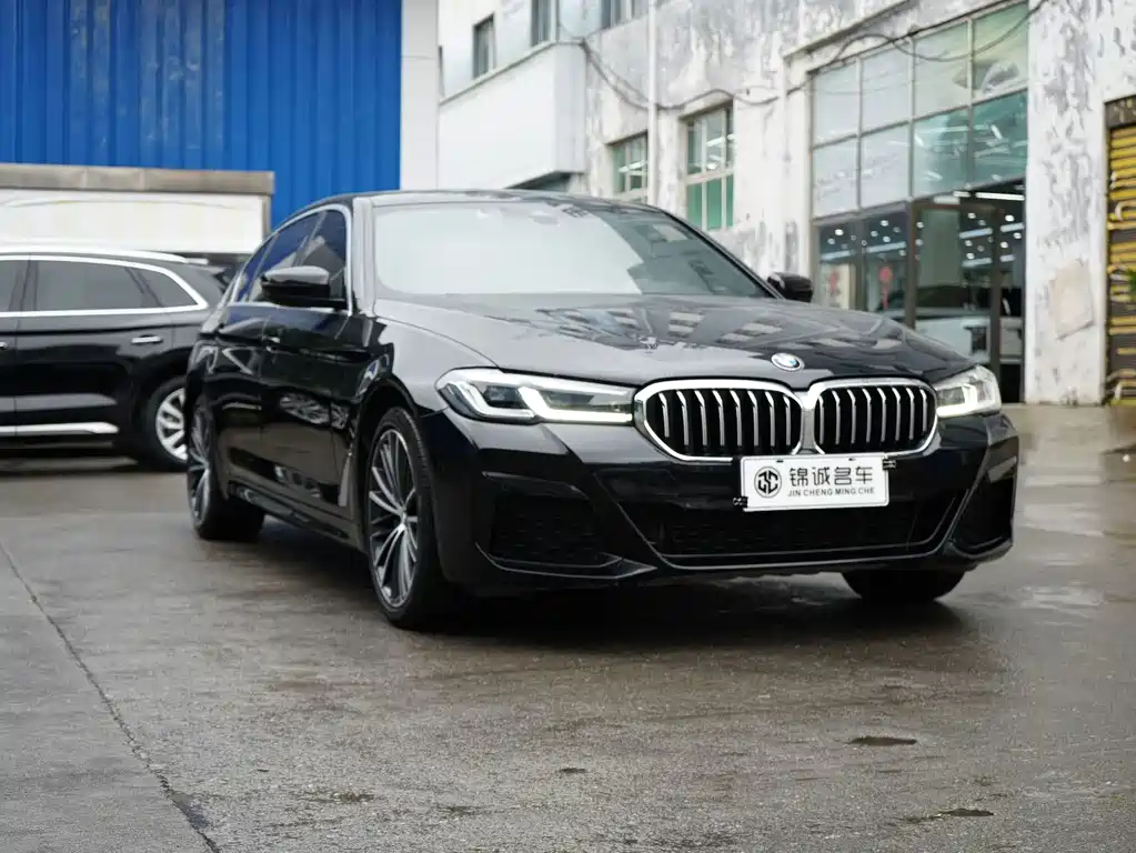 BMW 5 Series — фото 3