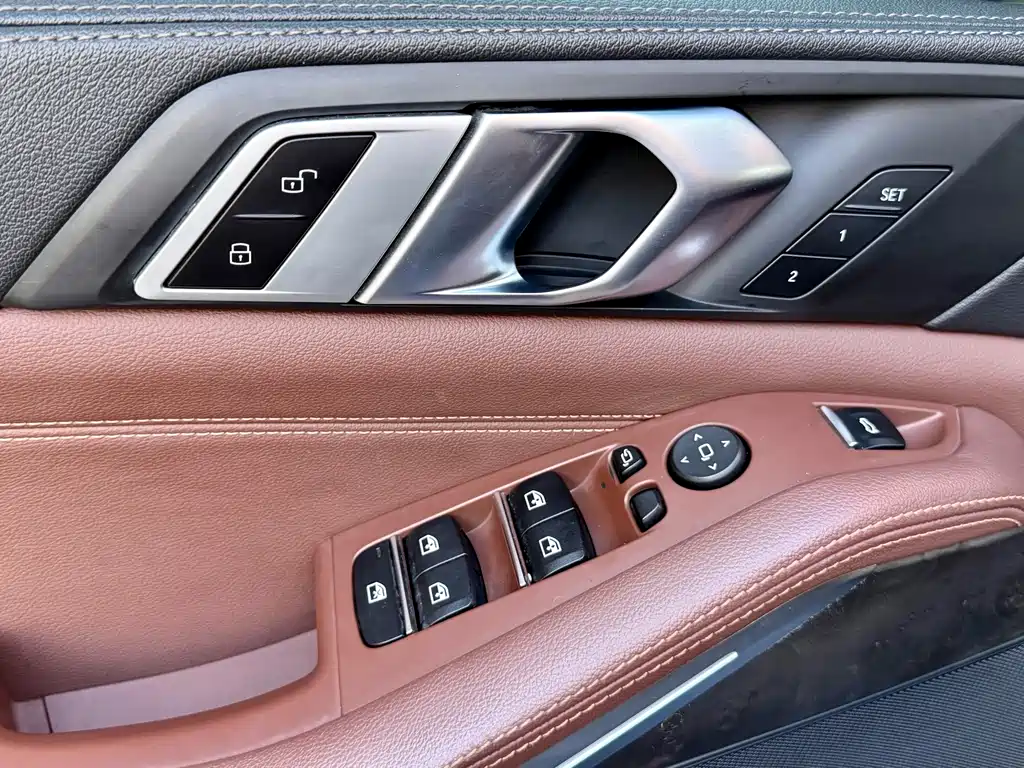 BMW X5 (Import) — фото 3