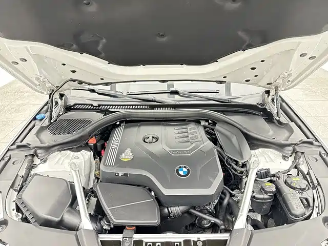 BMW 5 Series — фото 17